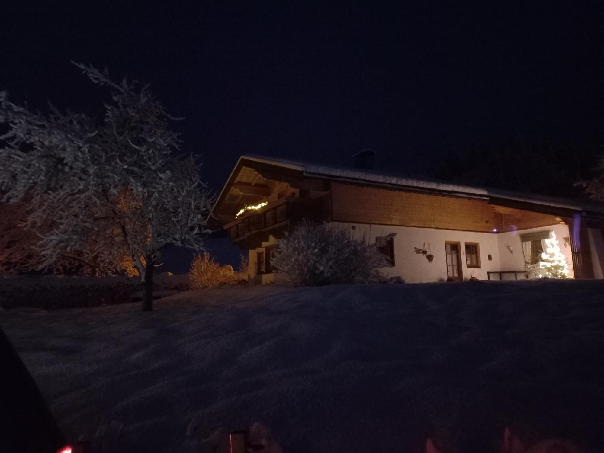 Chalet Gluecklich Sein... Ellmau Bagian luar foto