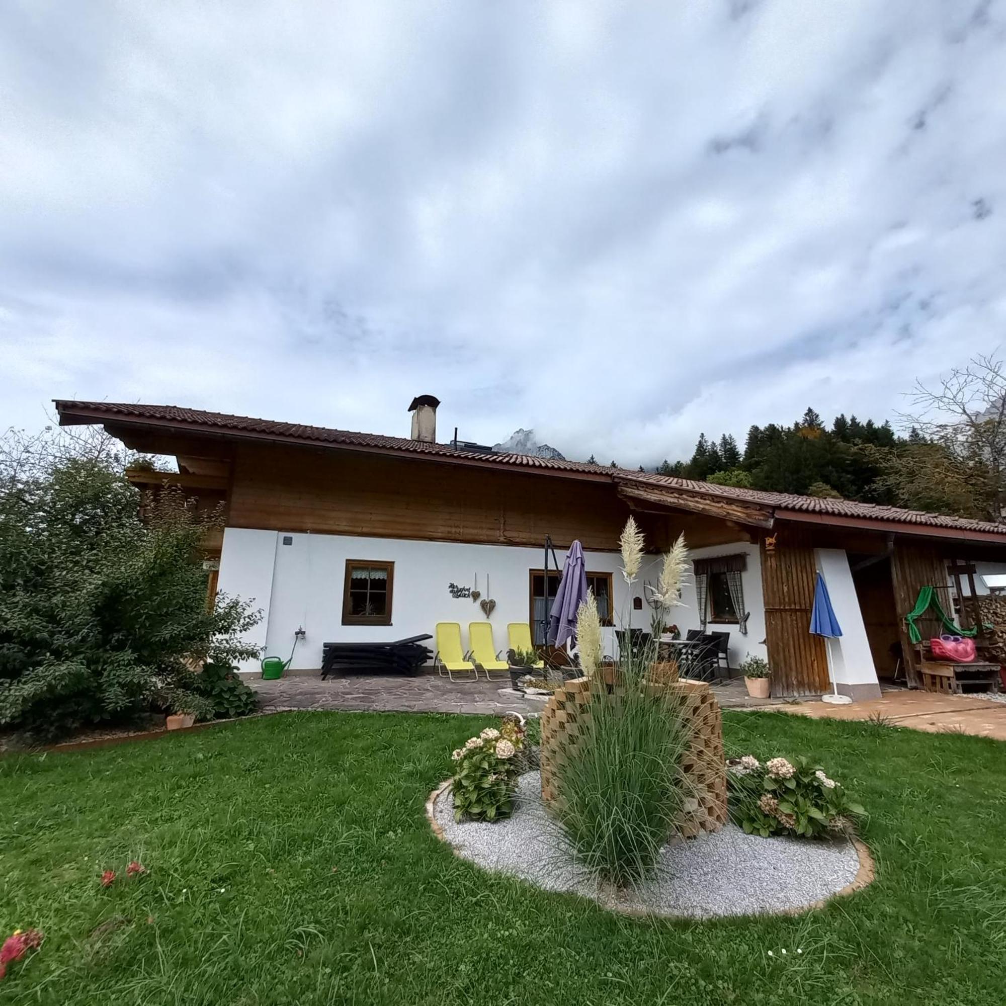 Chalet Gluecklich Sein... Ellmau Bagian luar foto