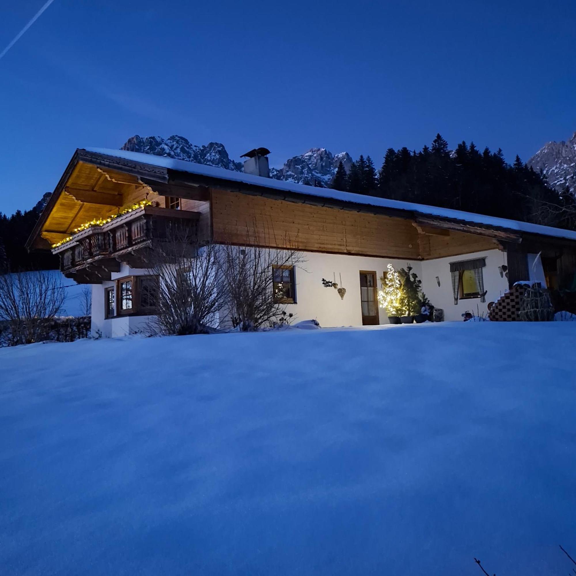 Chalet Gluecklich Sein... Ellmau Bagian luar foto