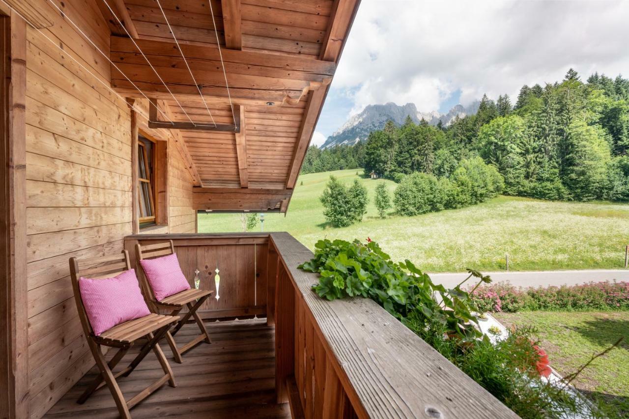 Chalet Gluecklich Sein... Ellmau Bagian luar foto
